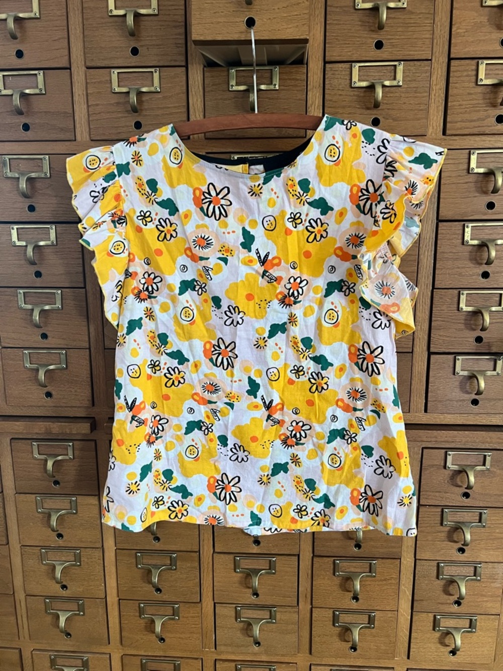Nooworks Floral Flutter Sleeve Top Size Medium
